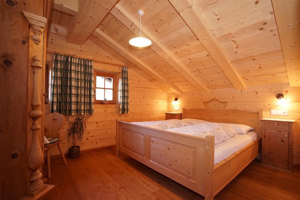 Apartmán Unterhabererhof Santa Maddalena in Casies Pokoj fotografie